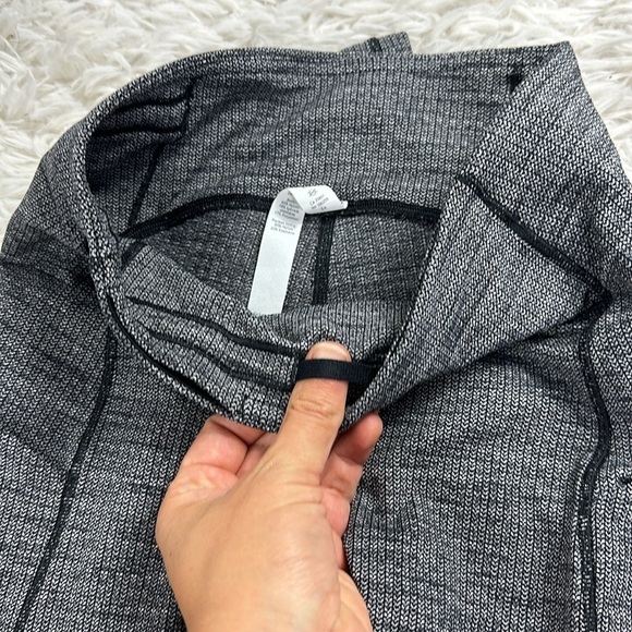 Lululemon Speed Up Tight 28" Full-On Luxtreme Luon Variegated Knit Black Heather - Picture 3 of 7